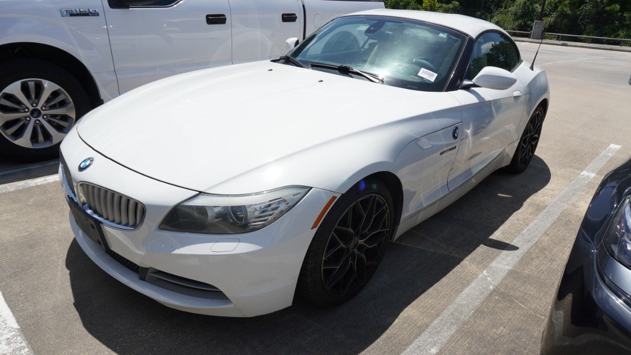 Used 2013 BMW Z4 sDrive35i RWD image 4