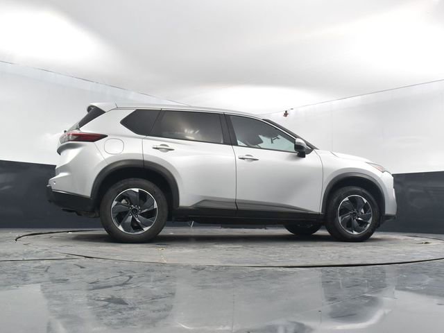 Used 2024 Nissan Rogue SV image 52
