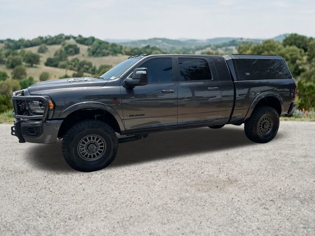 Used 2024 RAM 3500 Limited AWD/4WD image 4