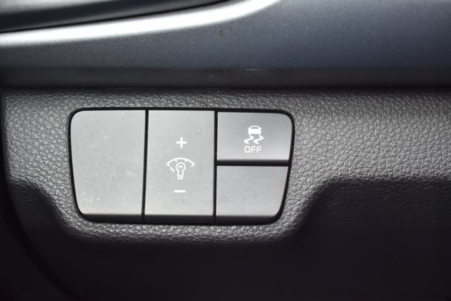 Used 2022 Kia Rio S FWD image 13