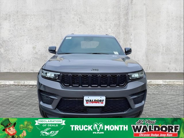 New 2025 Jeep Grand Cherokee 4WD image 8