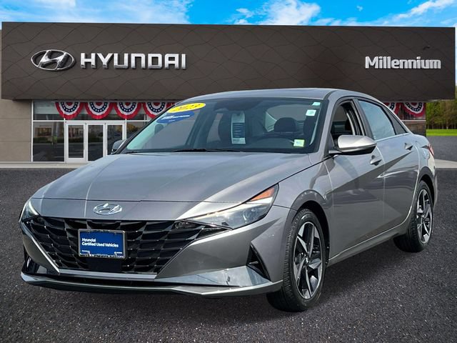 Certified 2023 Hyundai Elantra Limited FWD image 4