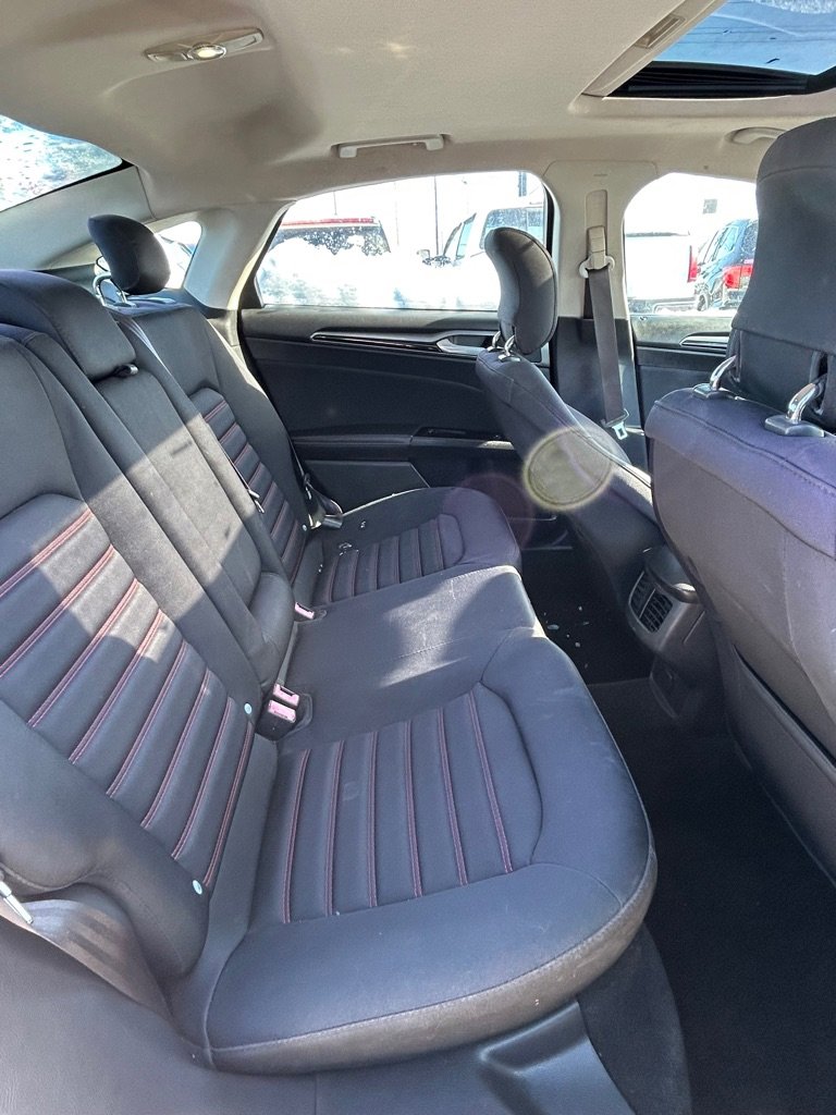 Used 2013 Ford Fusion SE image 15