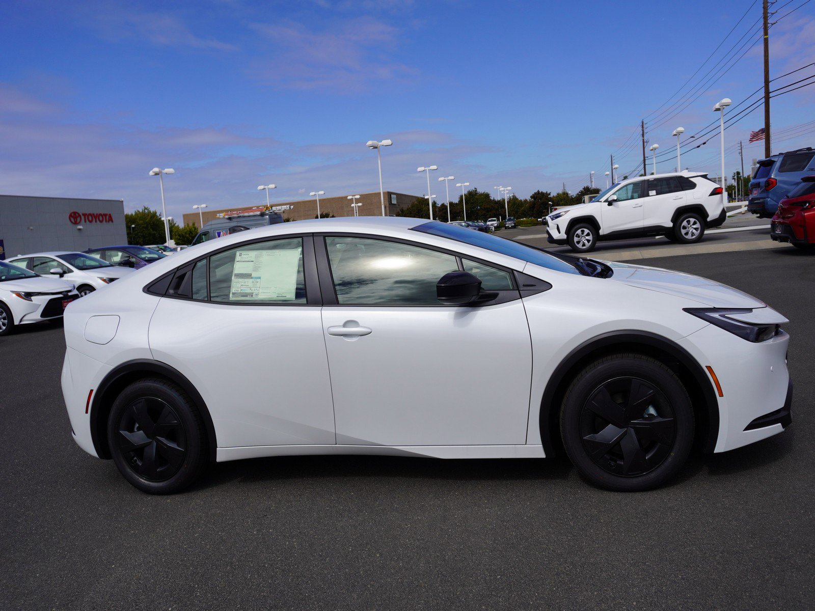 New 2026 Toyota Prius Plug-In Hybrid image 4