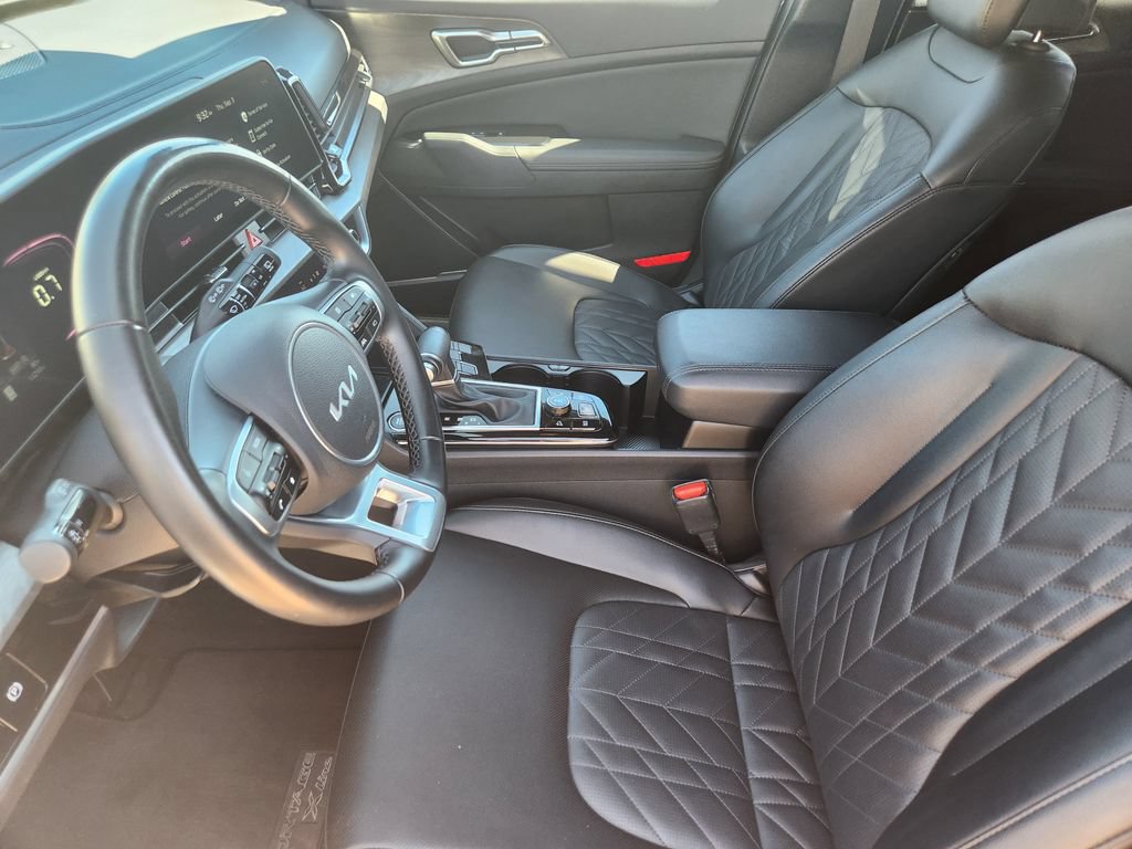 Certified 2025 Kia Sportage X-Line w/ Premium Package AWD/4WD image 12
