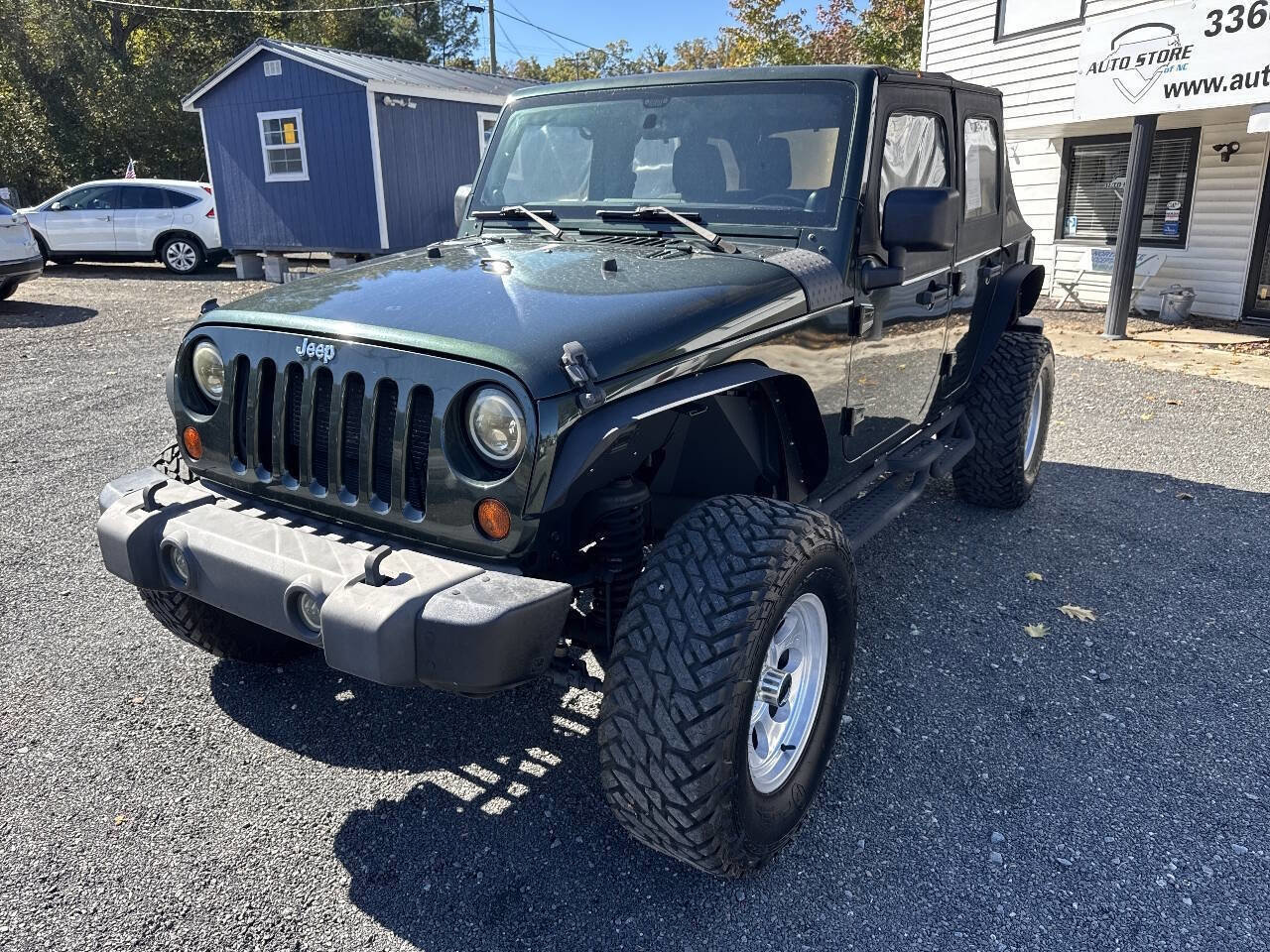 Used 2012 Jeep Wrangler Unlimited Sport w/ Connectivity Group image 8