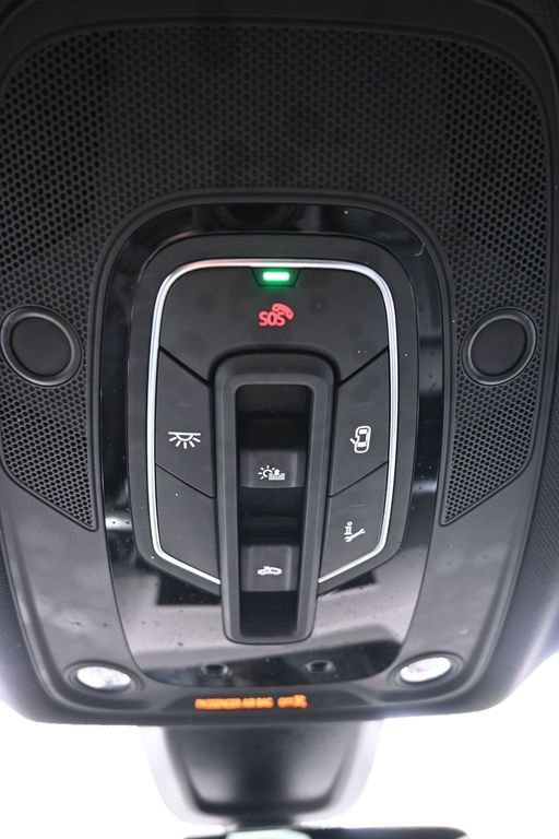 Certified 2025 Audi Q5 2.0T Premium w/ Convenience Plus Package image 39