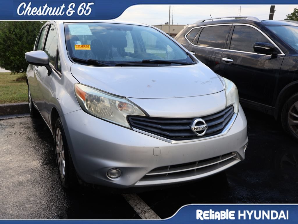 Used 2015 Nissan Versa Note SV FWD image 2