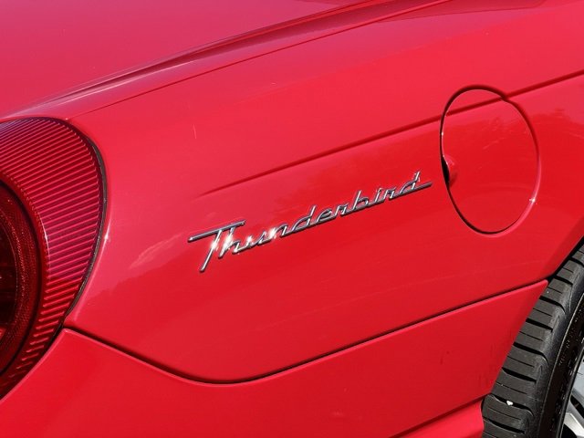 Used 2003 Ford Thunderbird image 17