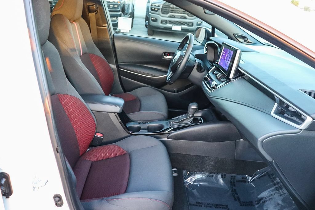 Used 2023 Toyota Corolla SE w/ SE Premium Package FWD image 21