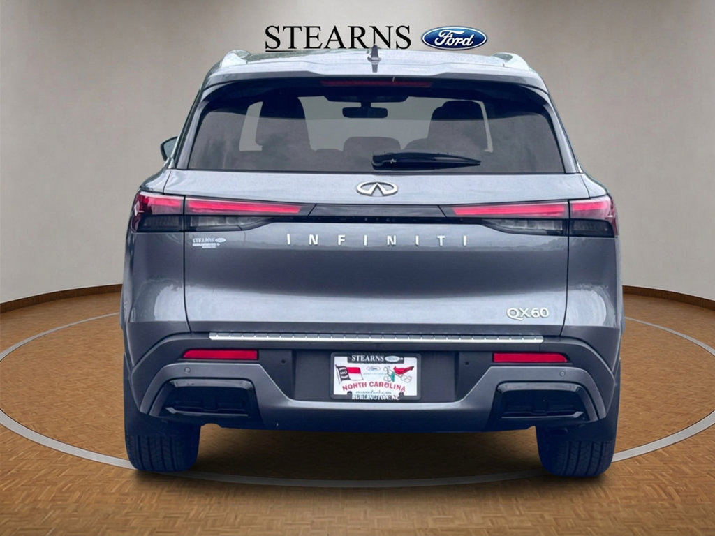Used 2023 INFINITI QX60 Luxe w/ Performance Audio Package FWD image 19