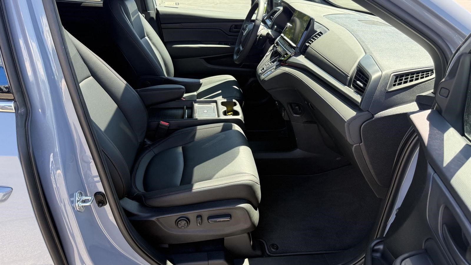 Certified 2026 Honda Odyssey Sport-L image 28