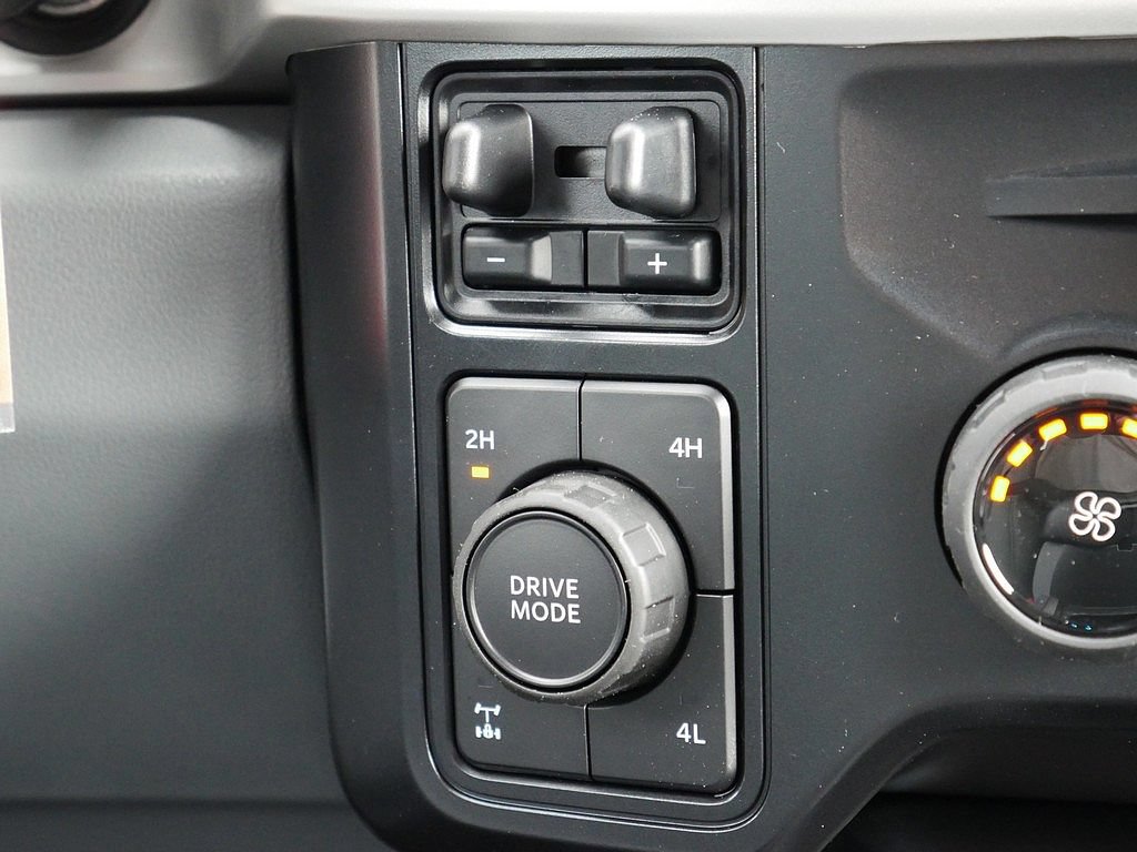 New 2026 Ford F350 XLT AWD/4WD image 24