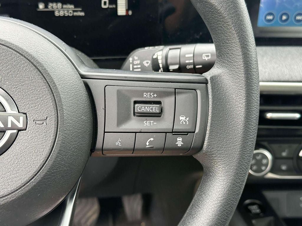 Used 2025 Nissan Kicks SV w/ SV Premium Package AWD/4WD image 20