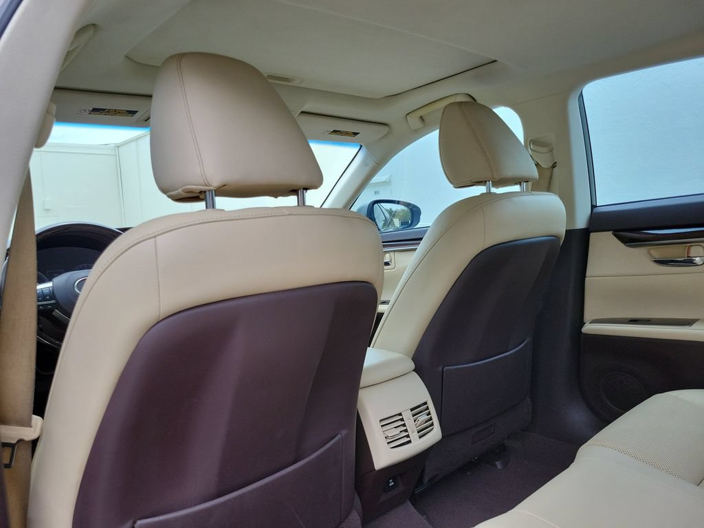 Used 2017 Lexus ES 350 w/ Navigation System Package FWD image 16