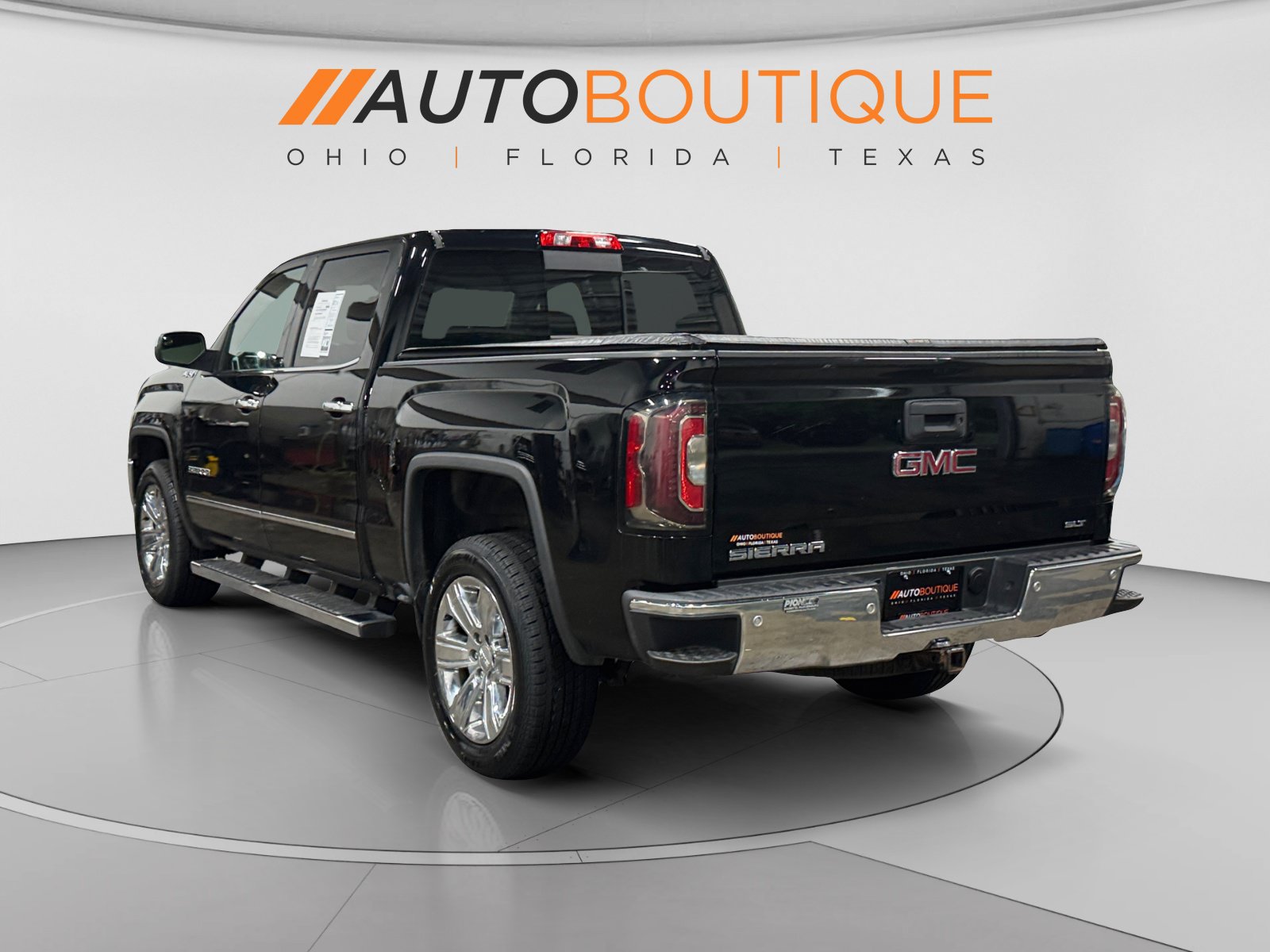 Used 2018 GMC Sierra 1500 SLT AWD/4WD image 3