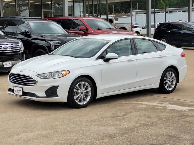 Used 2020 Ford Fusion SE FWD image 3