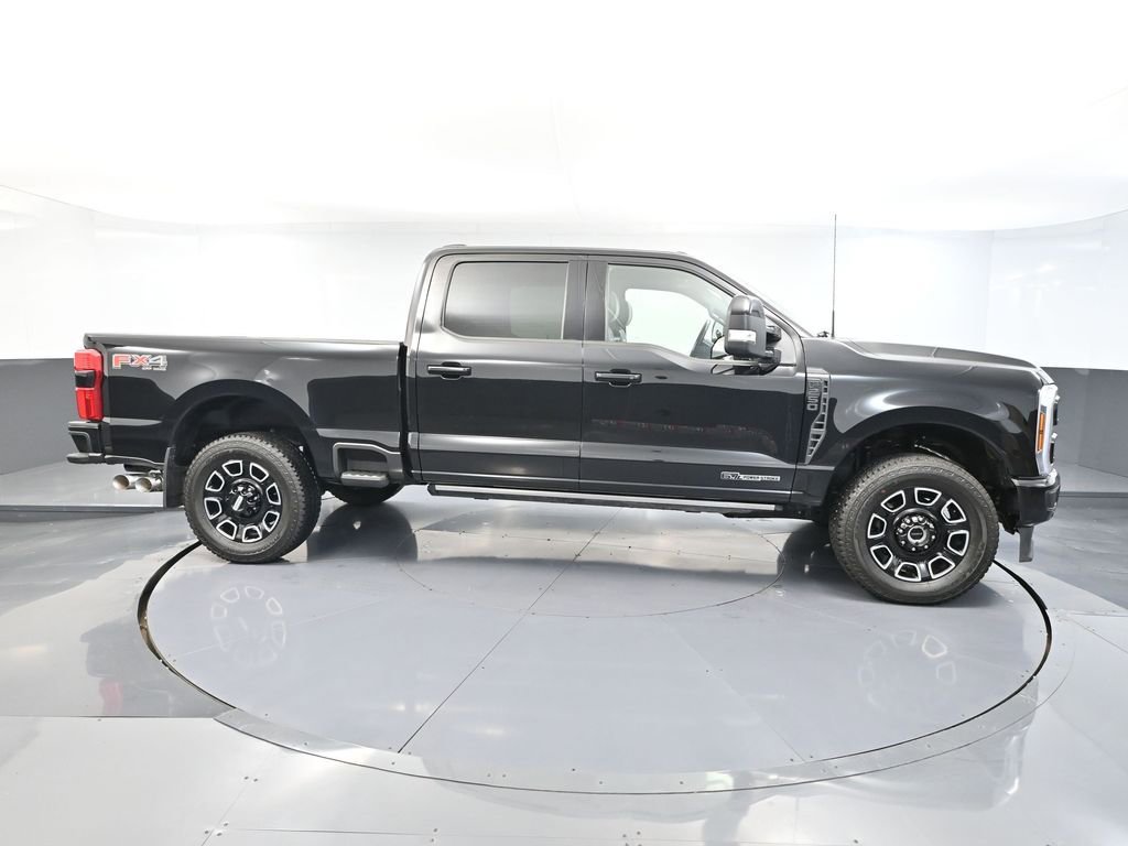 Used 2025 Ford F250 Platinum image 4