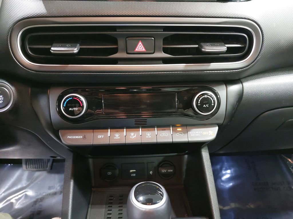 Used 2022 Hyundai Kona Limited AWD/4WD image 20