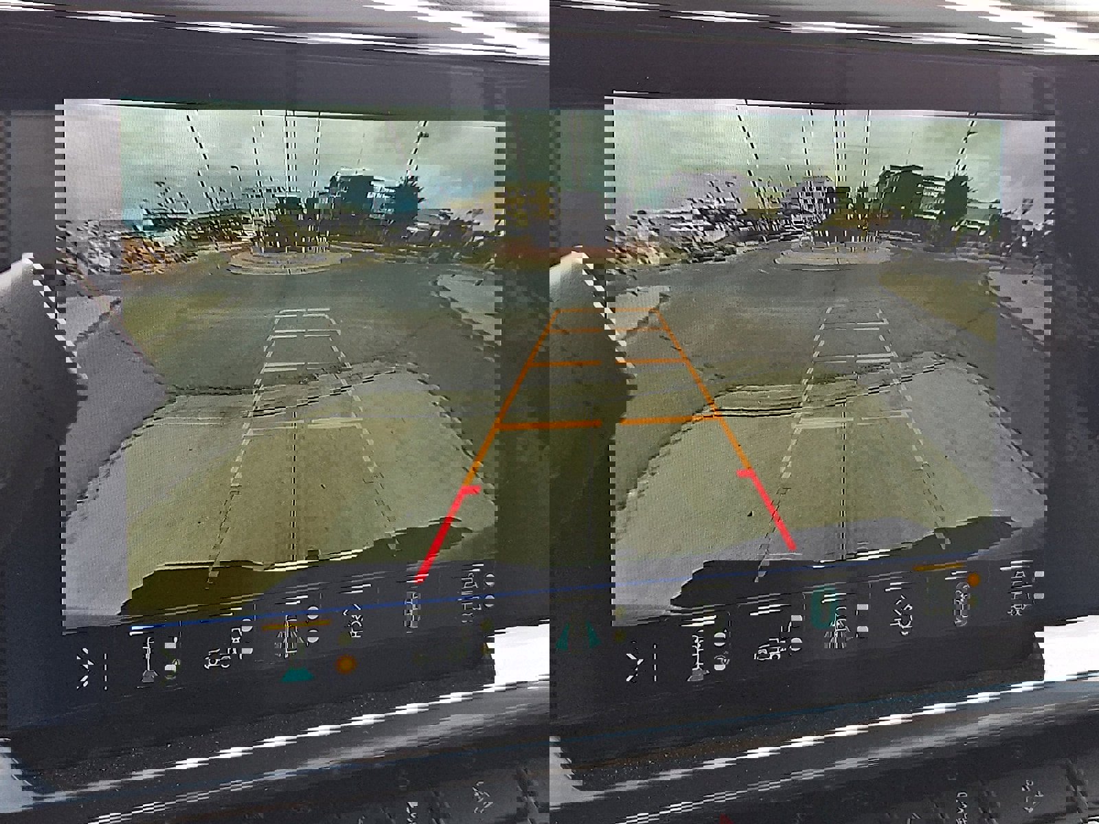 New 2026 Chevrolet Silverado 2500 LTZ w/ LTZ Premium Package image 16