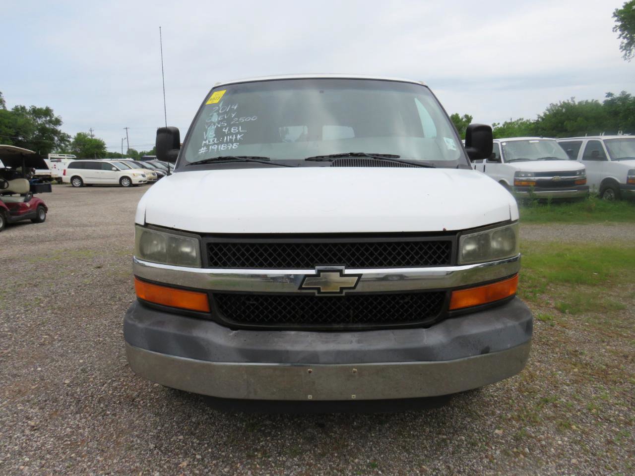 Used 2014 Chevrolet Express 2500 LT w/ LT Preferred Equipment Group RWD image 2