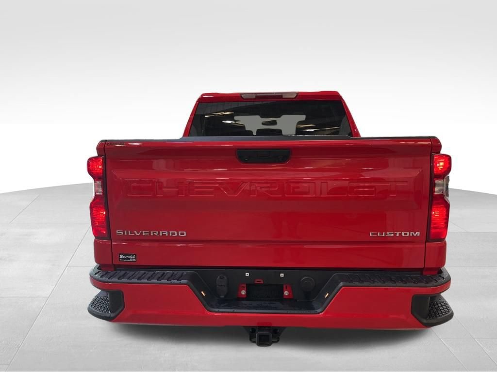 Used 2024 Chevrolet Silverado 1500 Custom AWD/4WD image 4