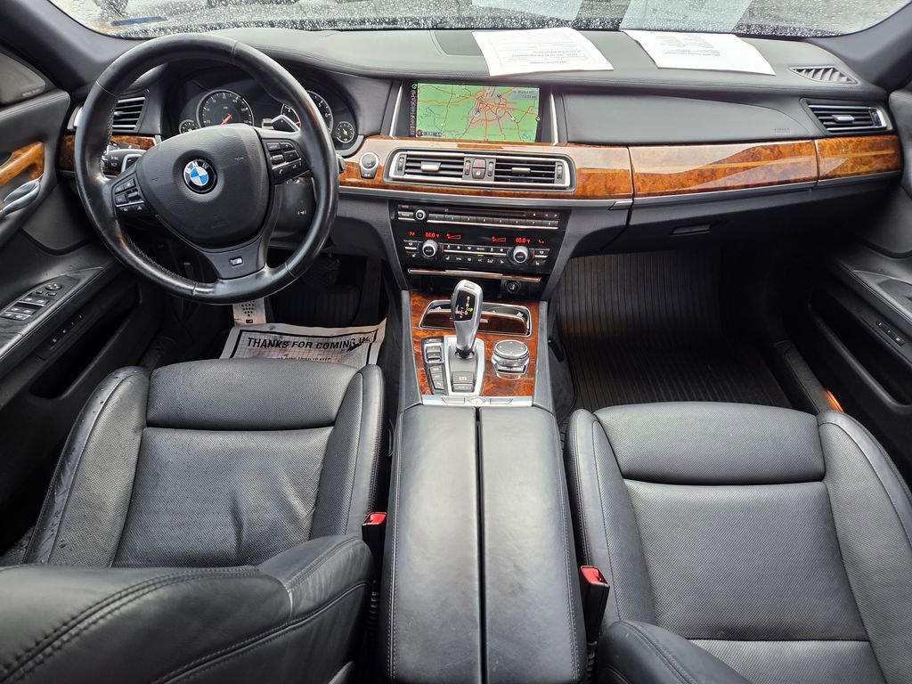 Used 2015 BMW 740Li image 23