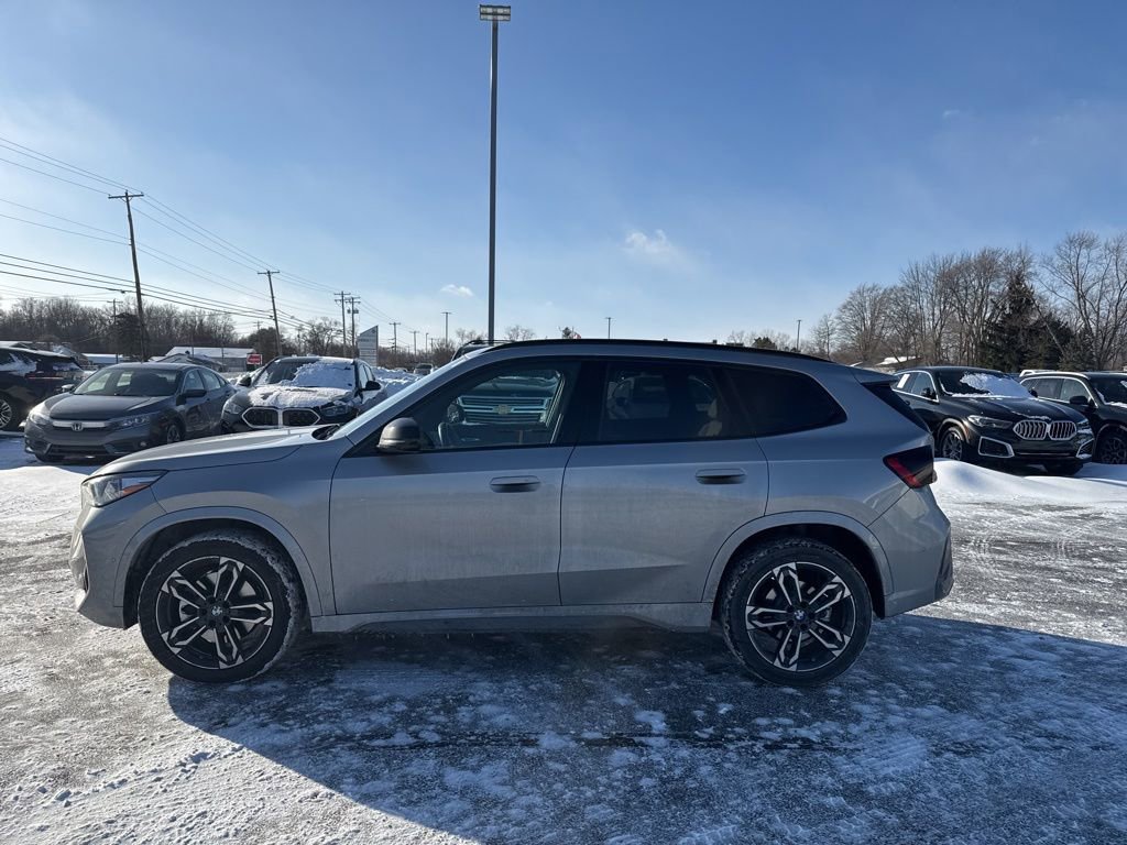 Used 2023 BMW X1 xDrive28i w/ Premium Package image 4