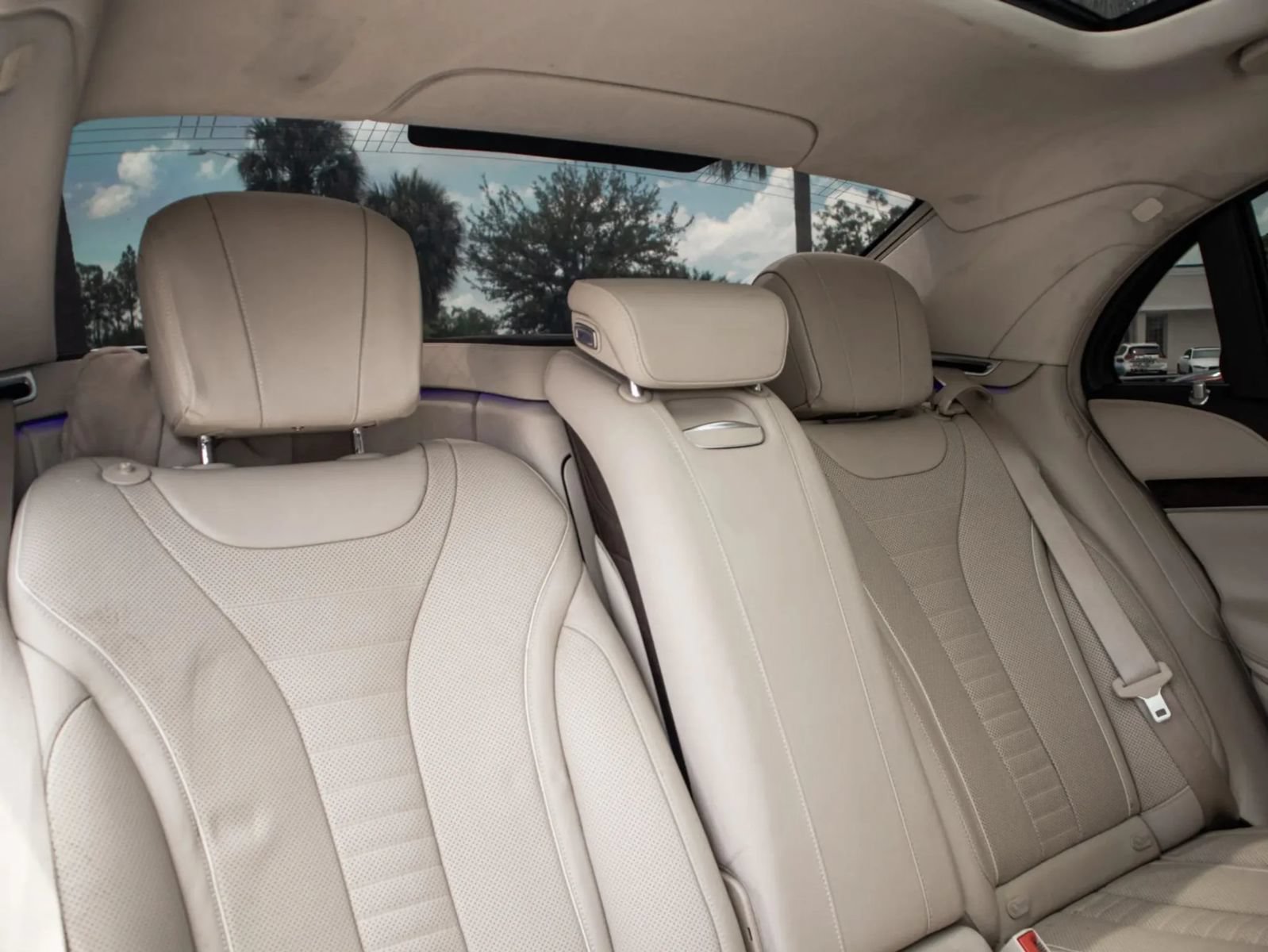 Used 2019 Mercedes-Benz S 560 Sedan w/ AMG Line Exterior image 22