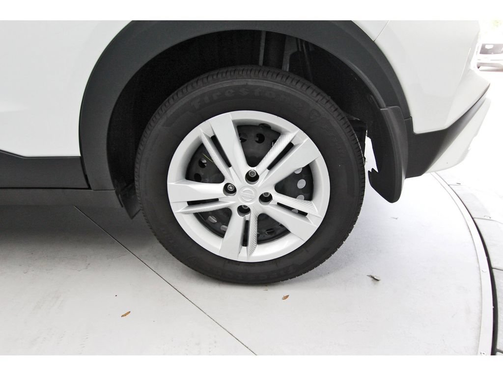 Used 2025 Nissan Kicks Play S FWD image 27