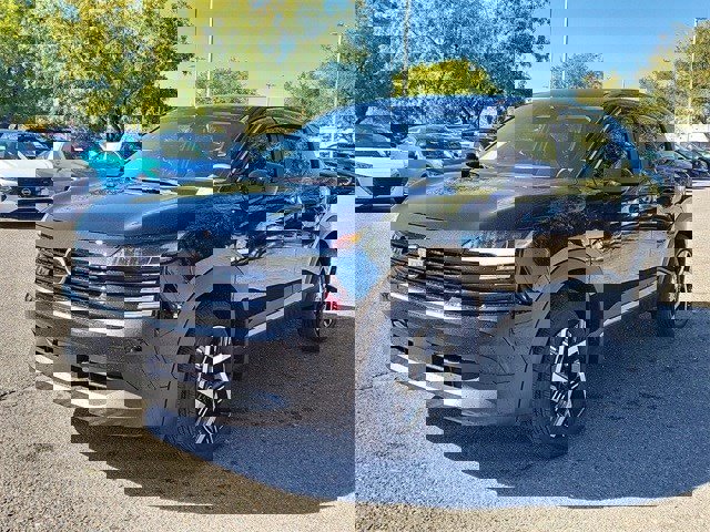 New 2025 Nissan Kicks SV image 4