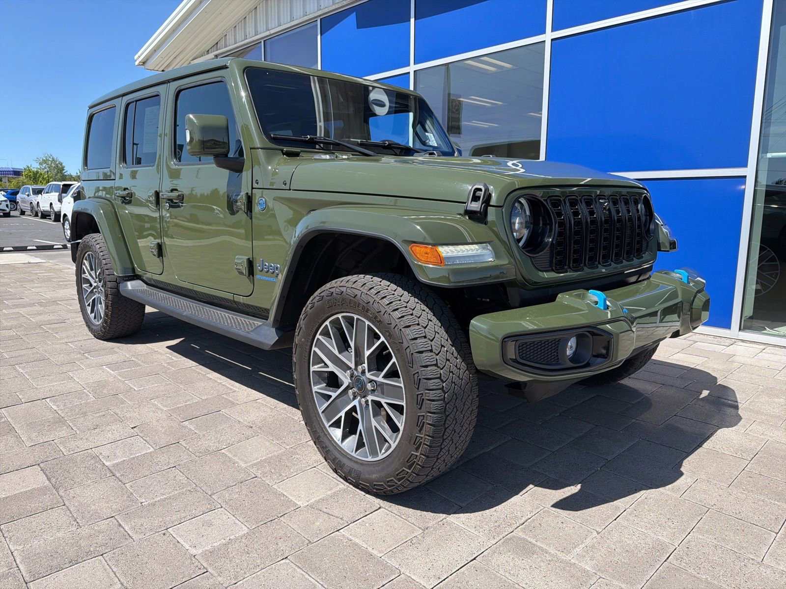 Used 2024 Jeep Wrangler High Altitude AWD/4WD image 2