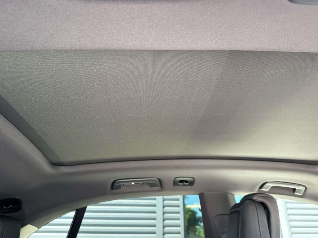 New 2026 Porsche Macan Electric image 15