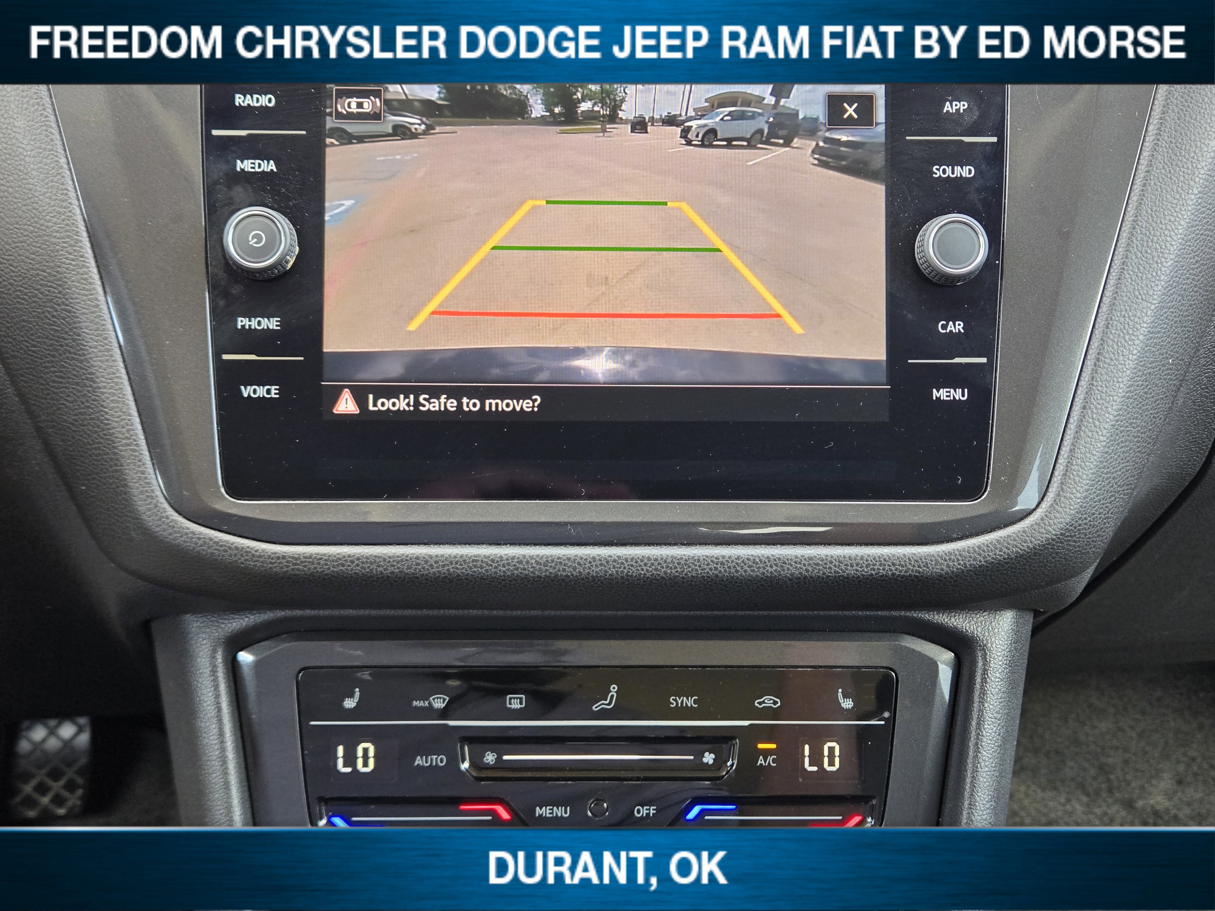 Used 2024 Volkswagen Tiguan SE FWD image 12