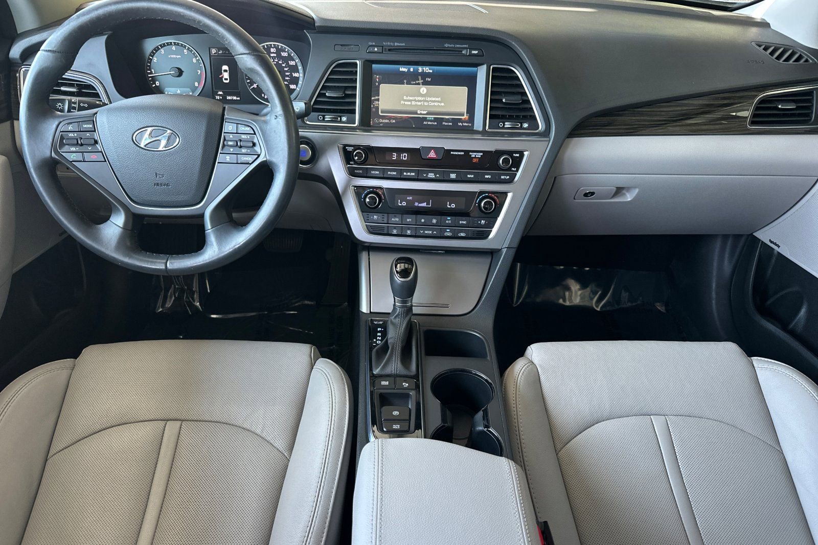 Used 2017 Hyundai Sonata Limited w/ Ultimate Package 04 FWD image 16