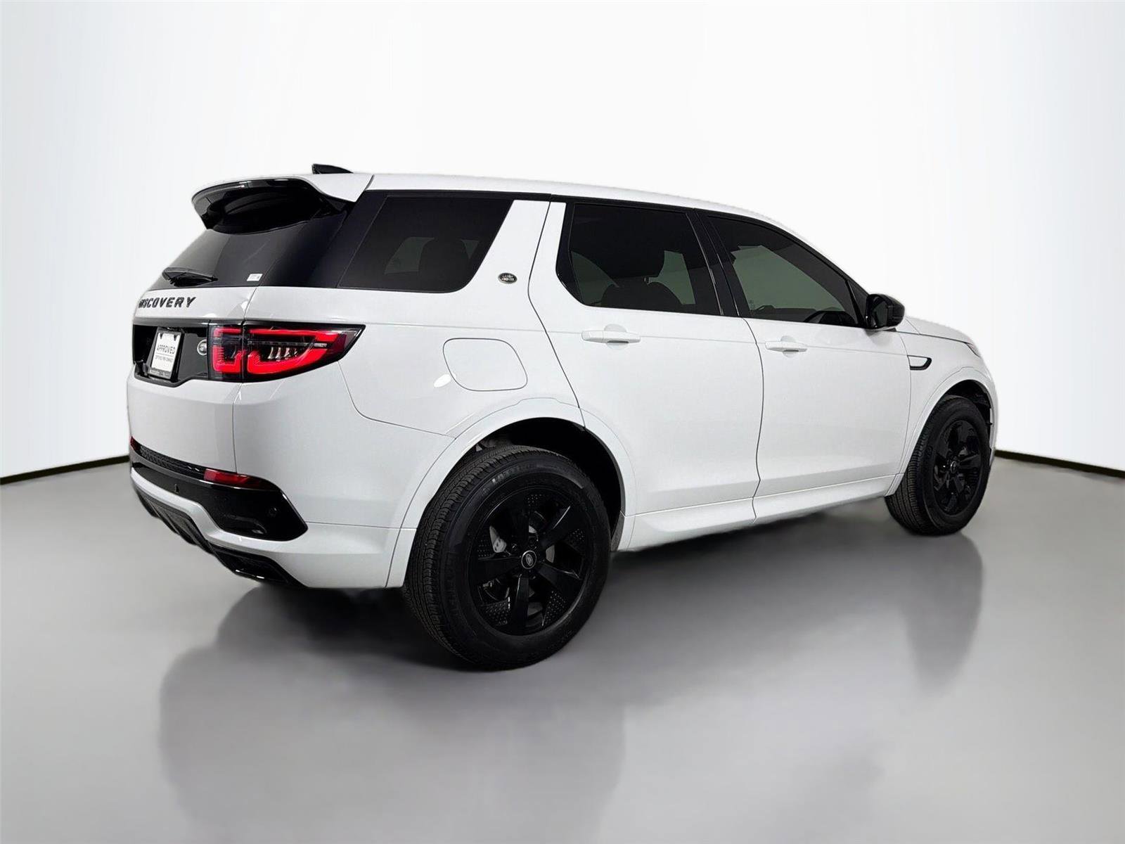 Used 2022 Land Rover Discovery Sport S R-Dynamic image 5