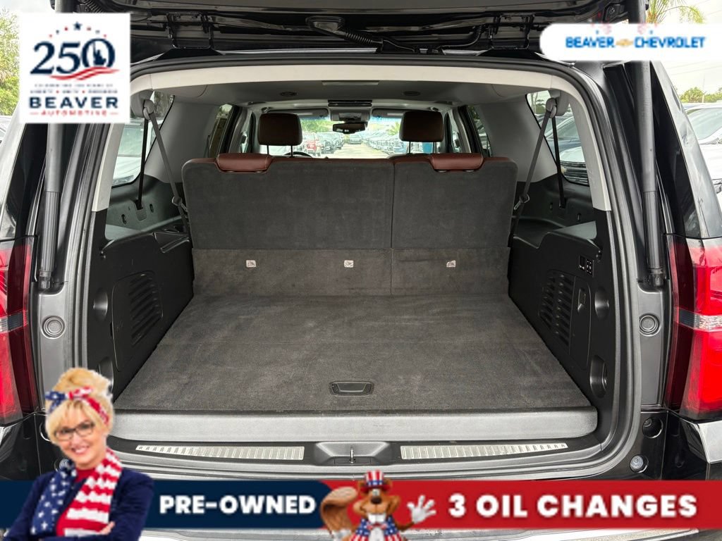 Used 2020 Chevrolet Suburban Premier w/ Premier Plus Edition AWD/4WD image 11