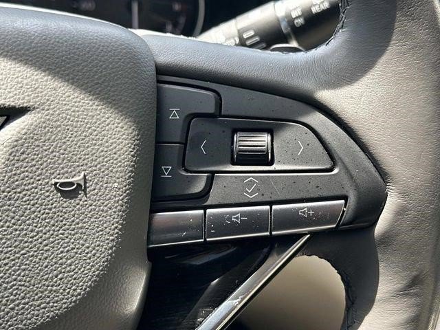 Certified 2023 Cadillac XT6 Premium Luxury AWD/4WD image 25