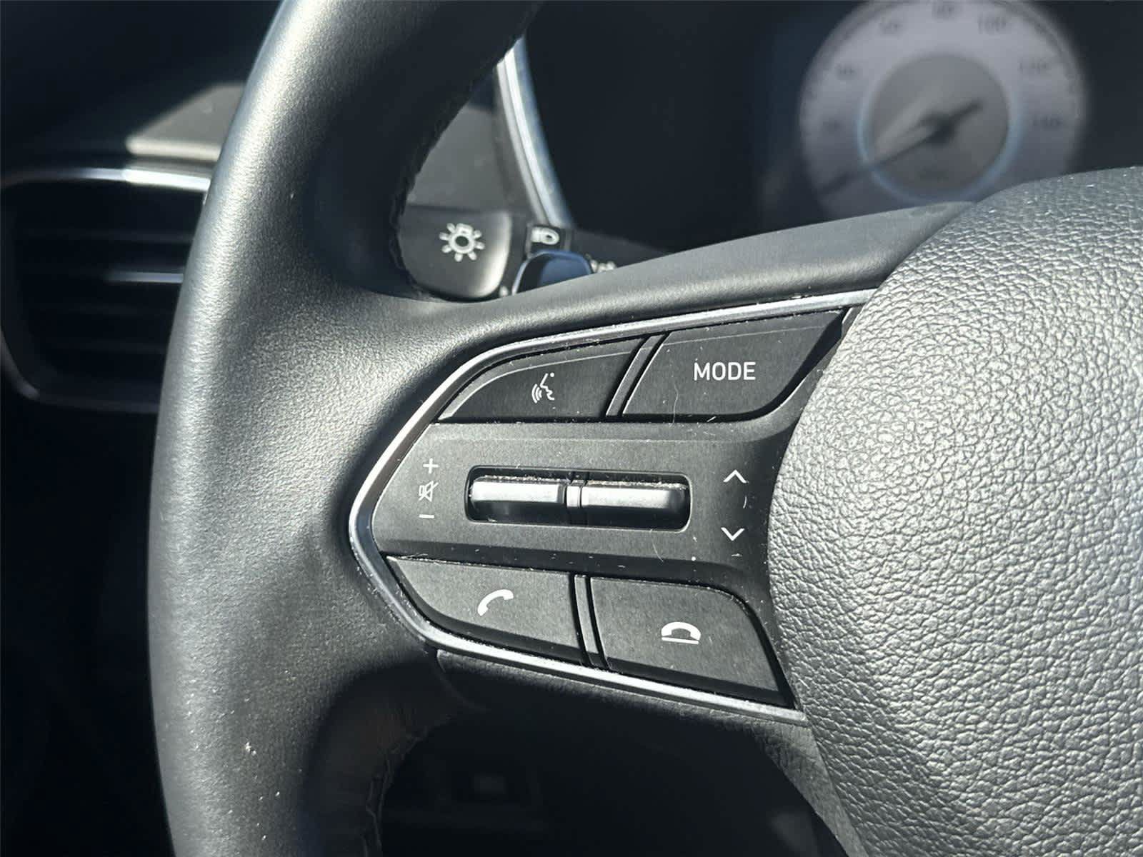 Used 2021 Hyundai Santa Fe Limited AWD/4WD image 14
