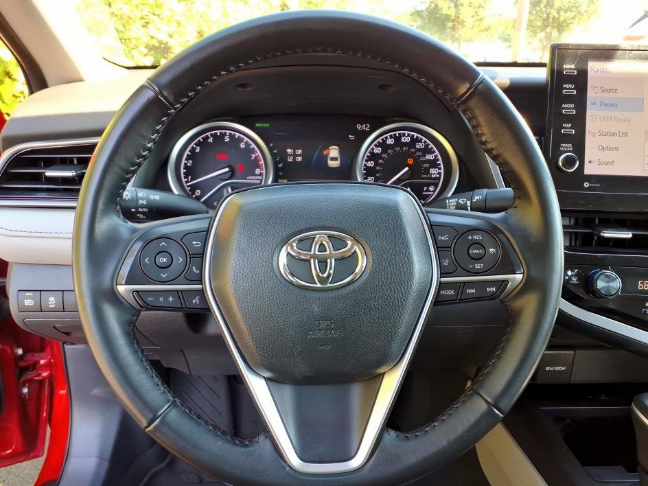 Certified 2023 Toyota Camry XLE FWD image 24