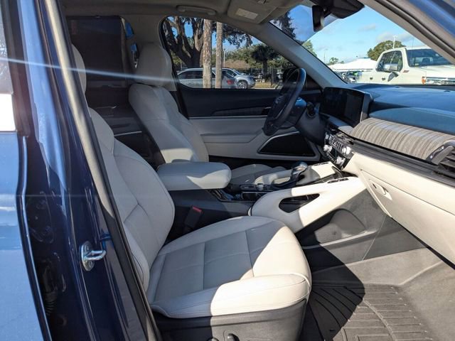 Used 2024 Kia Telluride SX w/ Towing Package image 39