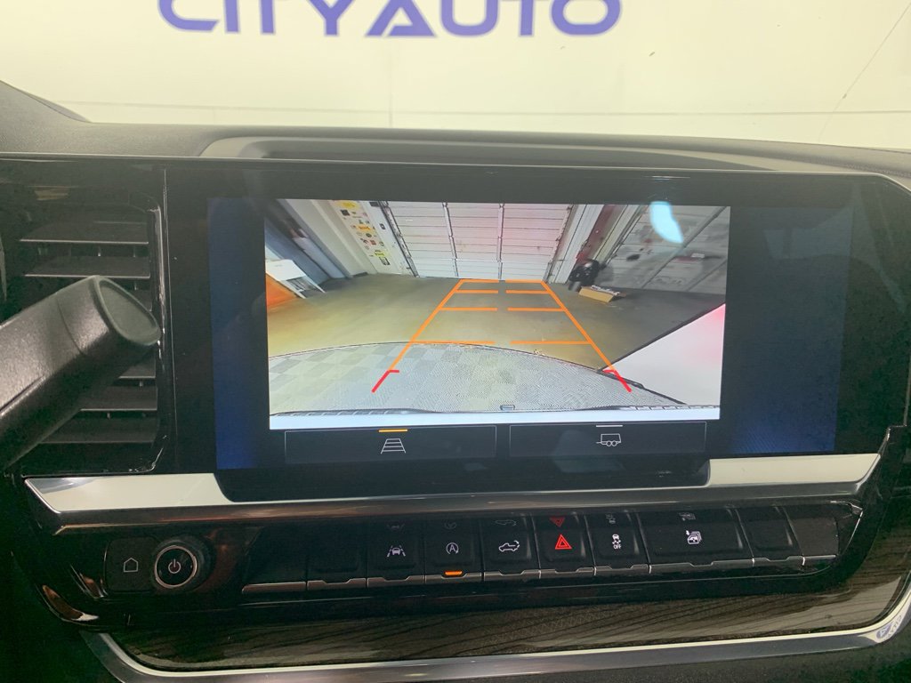 Used 2022 Chevrolet Silverado 1500 LT image 25