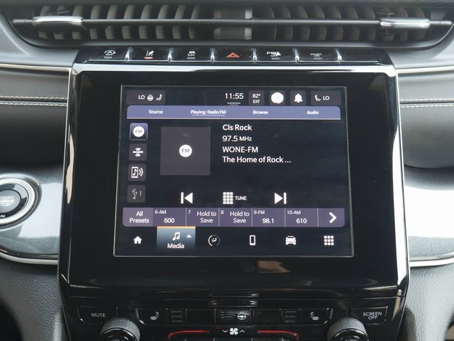 Used 2023 Jeep Grand Cherokee Altitude image 22