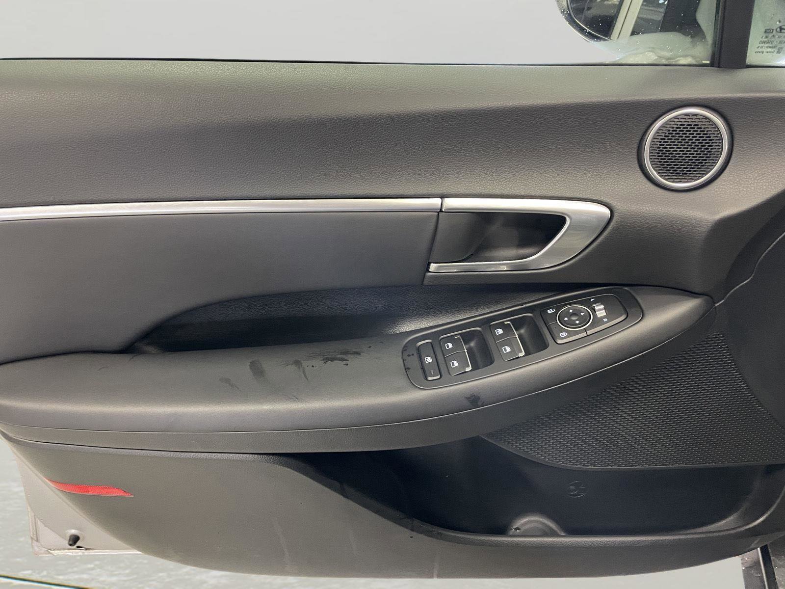 Used 2020 Hyundai Sonata Blue w/ Winter Weather Package image 22