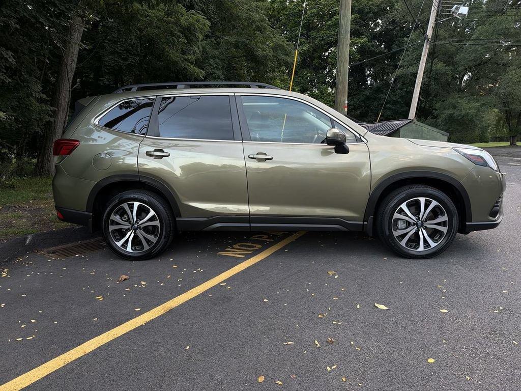 Certified 2022 Subaru Forester Limited AWD/4WD image 7