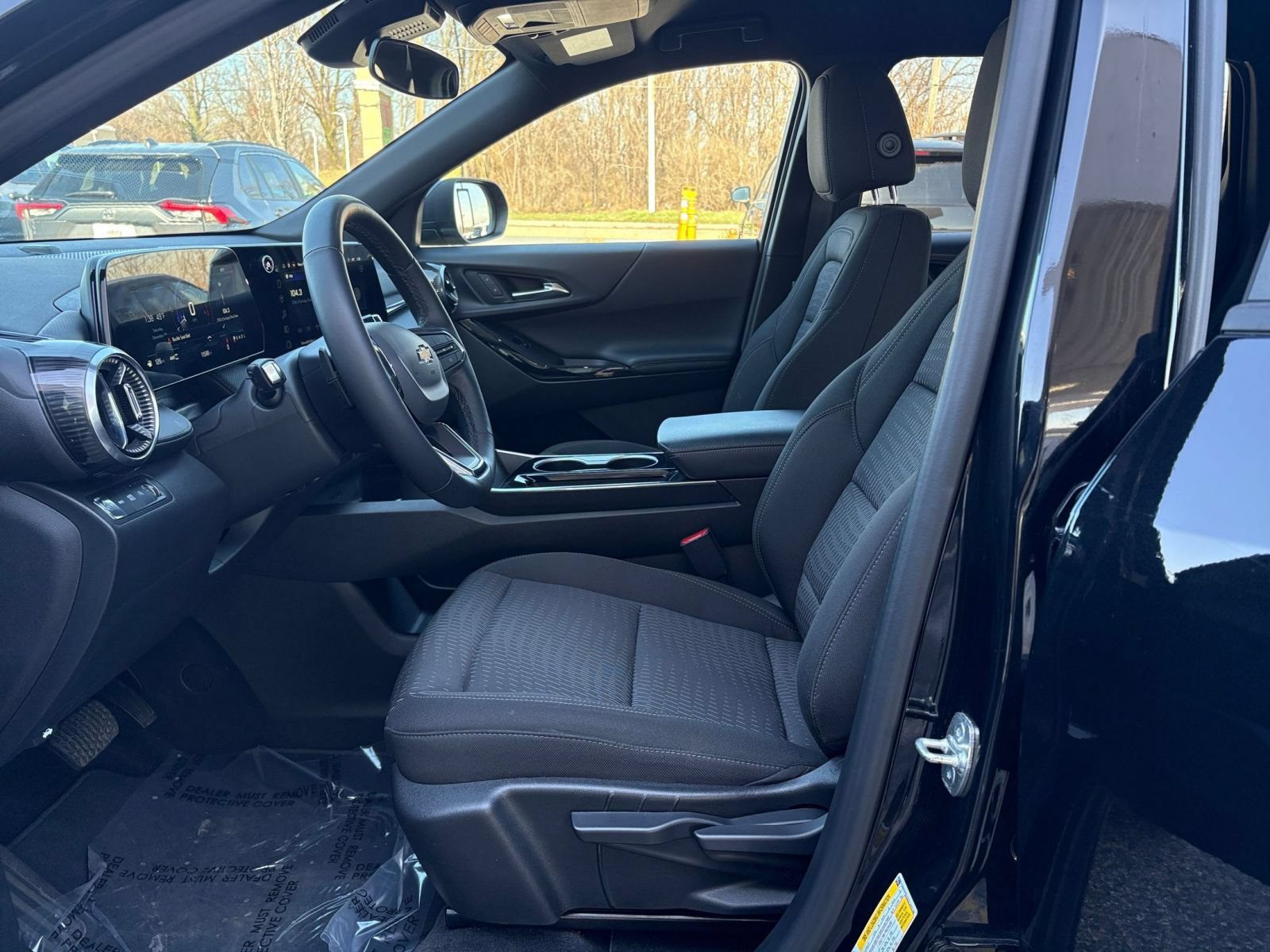 Used 2025 Chevrolet Equinox LT AWD/4WD image 22