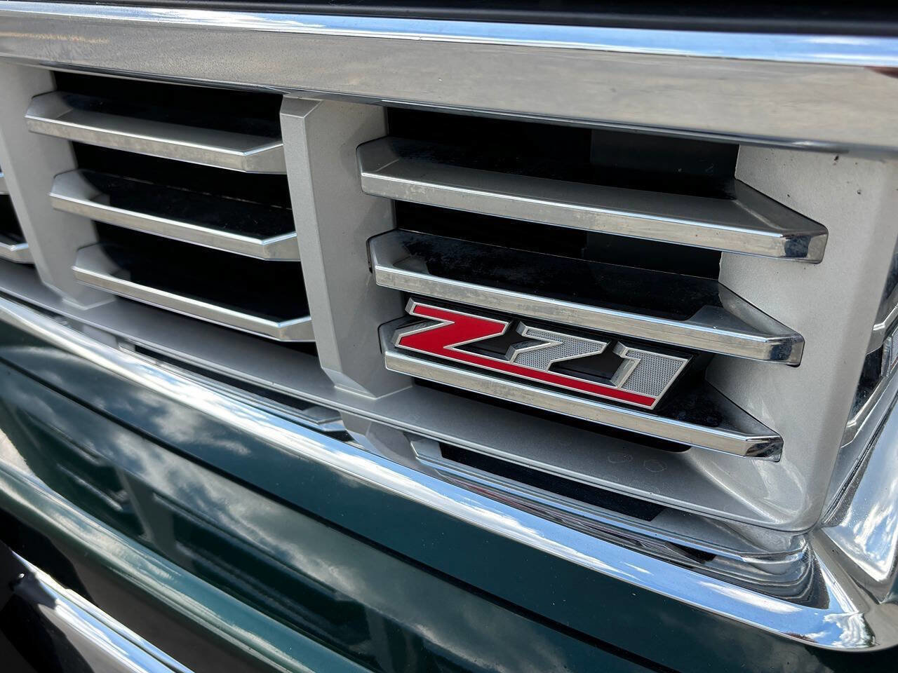 Used 2015 Chevrolet Silverado 1500 LTZ Z71 w/ LTZ Plus Package image 13