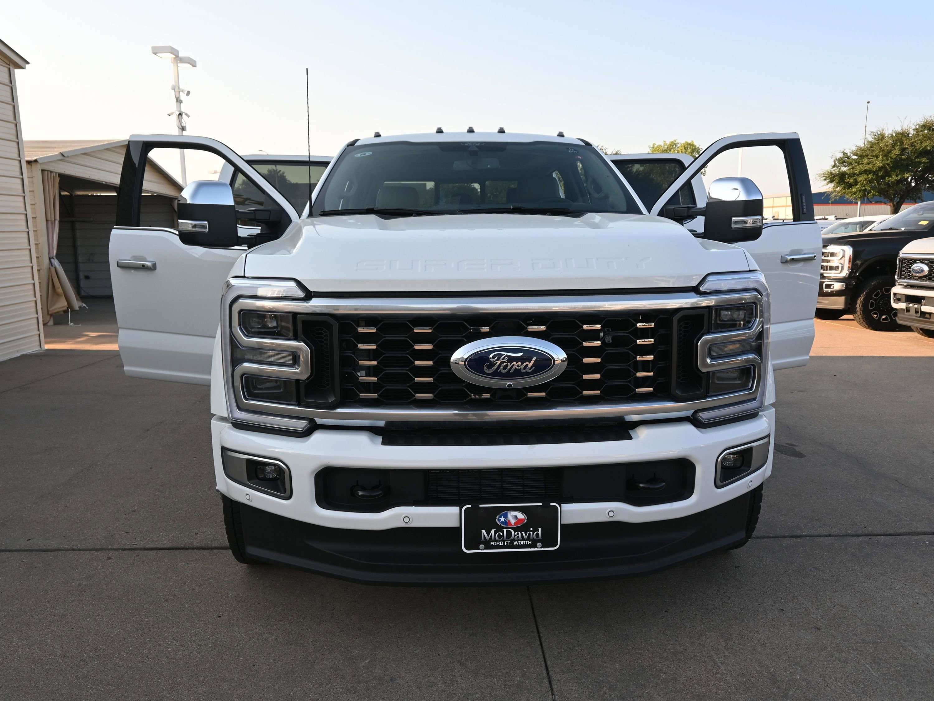 New 2026 Ford F450 Platinum w/ Platinum Plus Package image 30