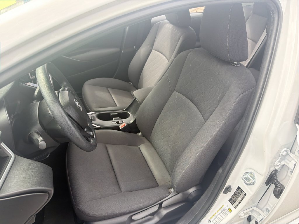 Used 2024 Toyota Corolla LE FWD image 14