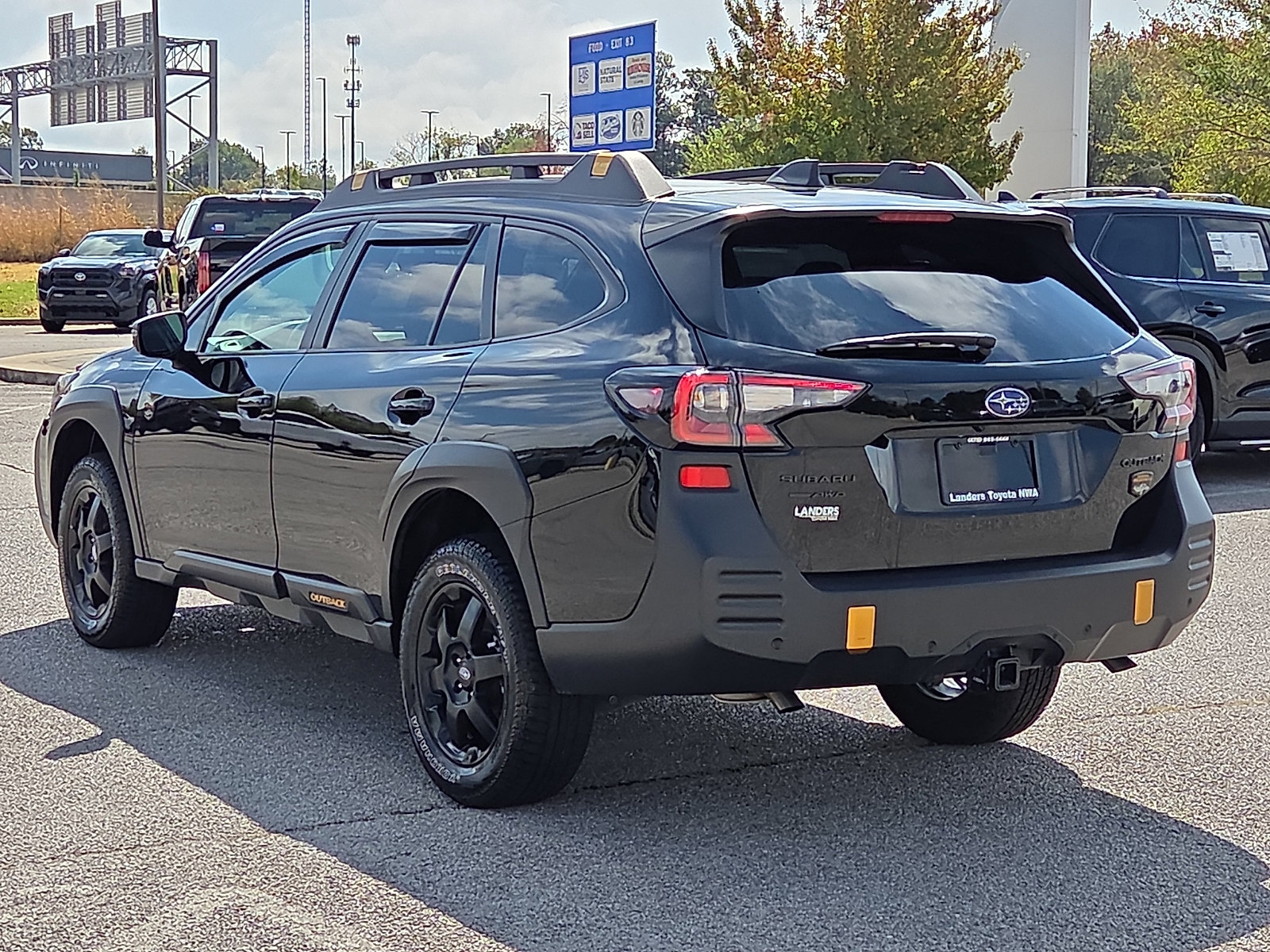 Used 2025 Subaru Outback Wilderness AWD/4WD image 4